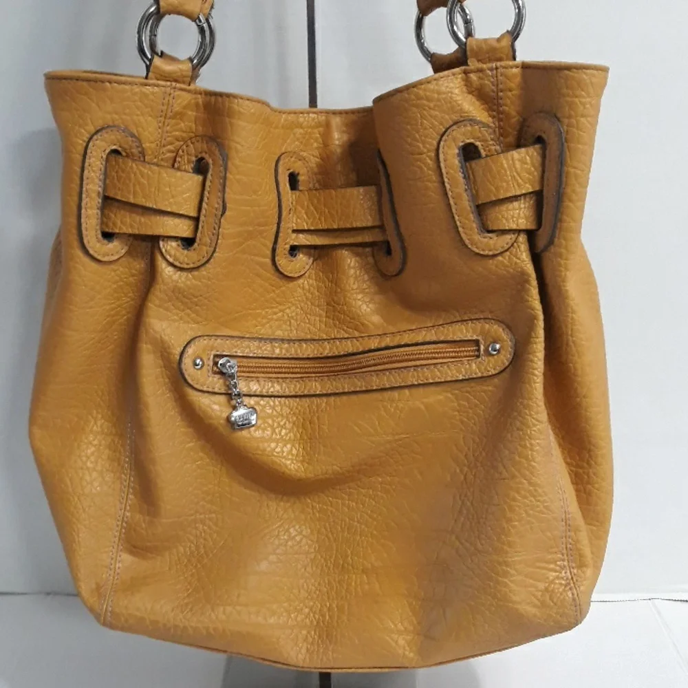 Kathy Van Zeeland Metal Studded Drawstring Bucket Bag In Mustard Yellow *EUC* - Picture 3 of 11